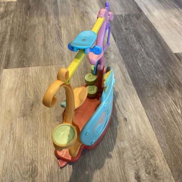 Authentic Hasbro Littlest Pet Shop Tricks N’ Talents Playset 2006 - Picture 6 of 6